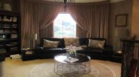 Lounges - 208 square meters of property in Ruimsig