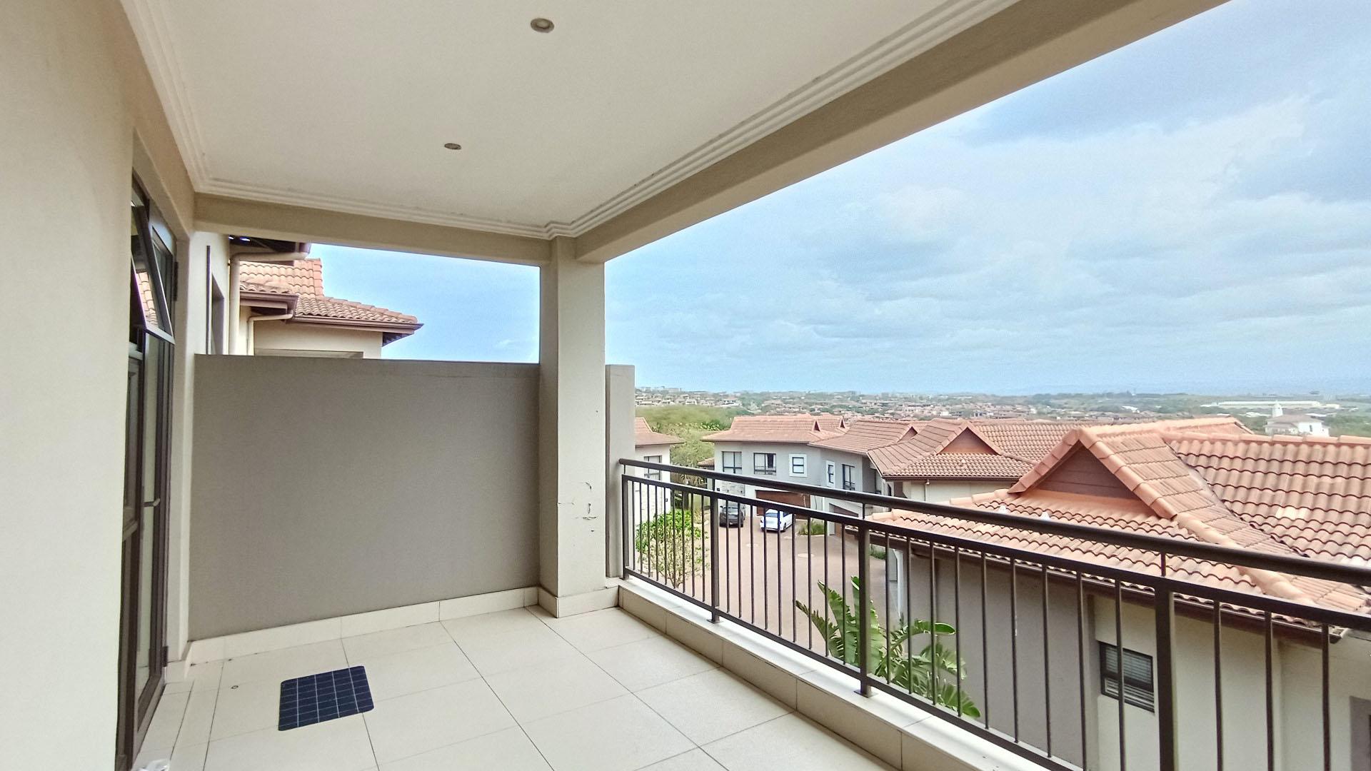 Balcony - 16 square meters of property in Umhlanga Rocks