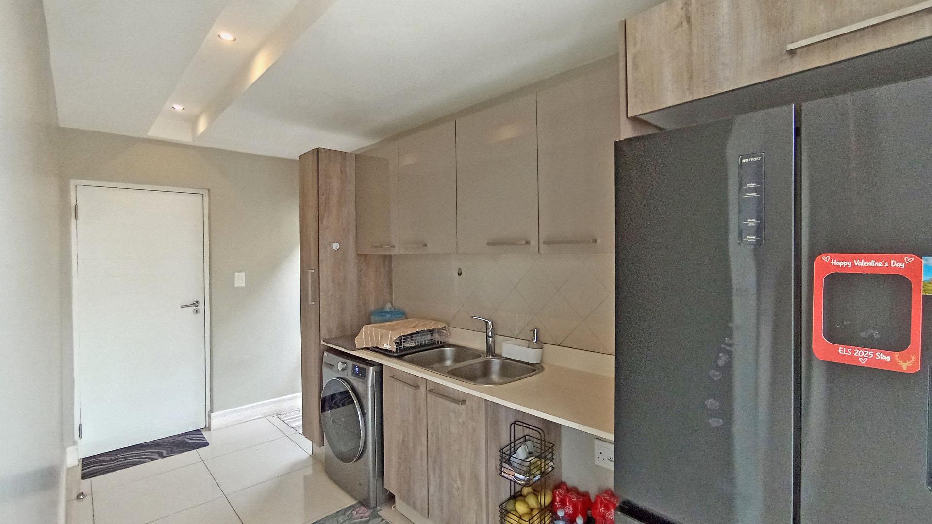 Scullery - 11 square meters of property in Umhlanga Rocks