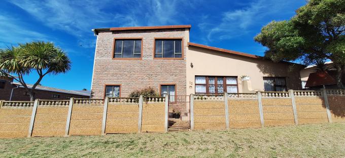 3 Bedroom House for Sale For Sale in Albertinia - MR691187