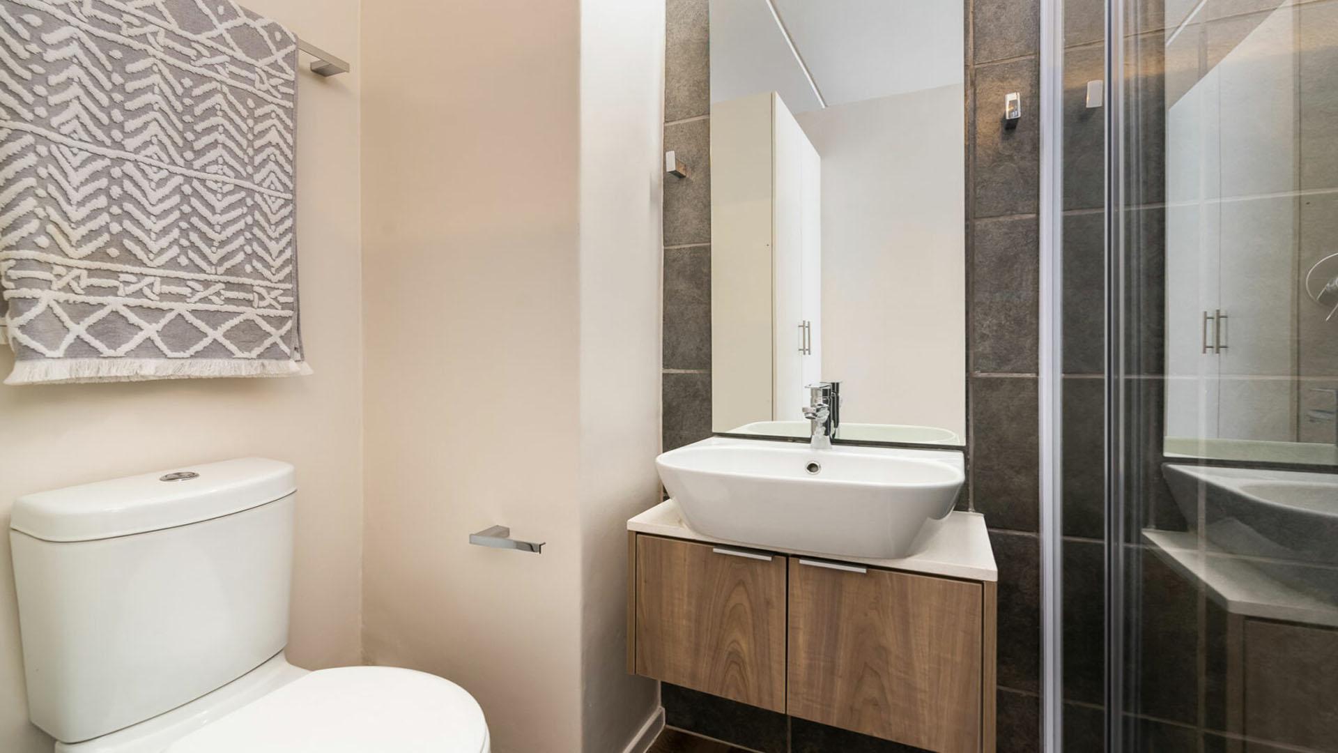 Bathroom 1 of property in Ottery