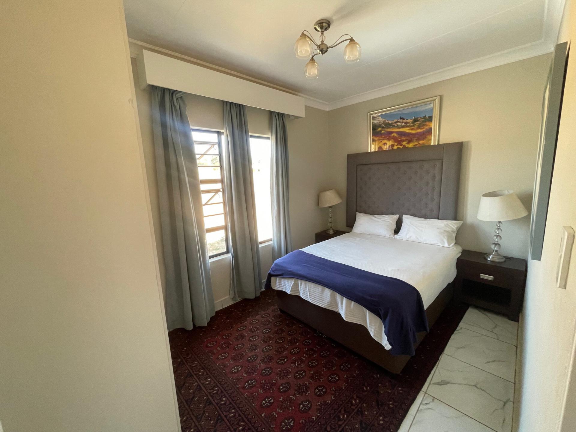  of property in Heatherview