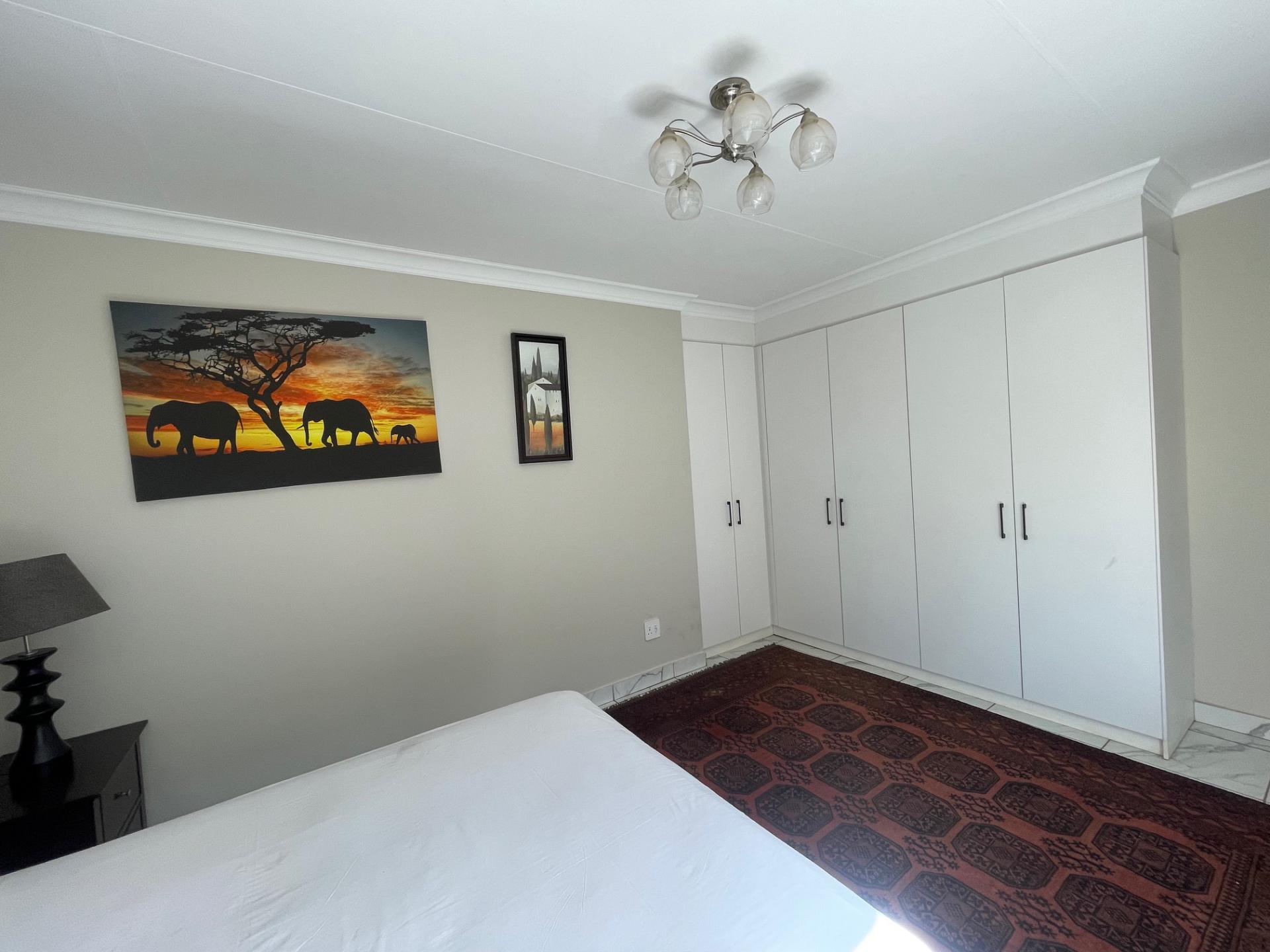  of property in Heatherview