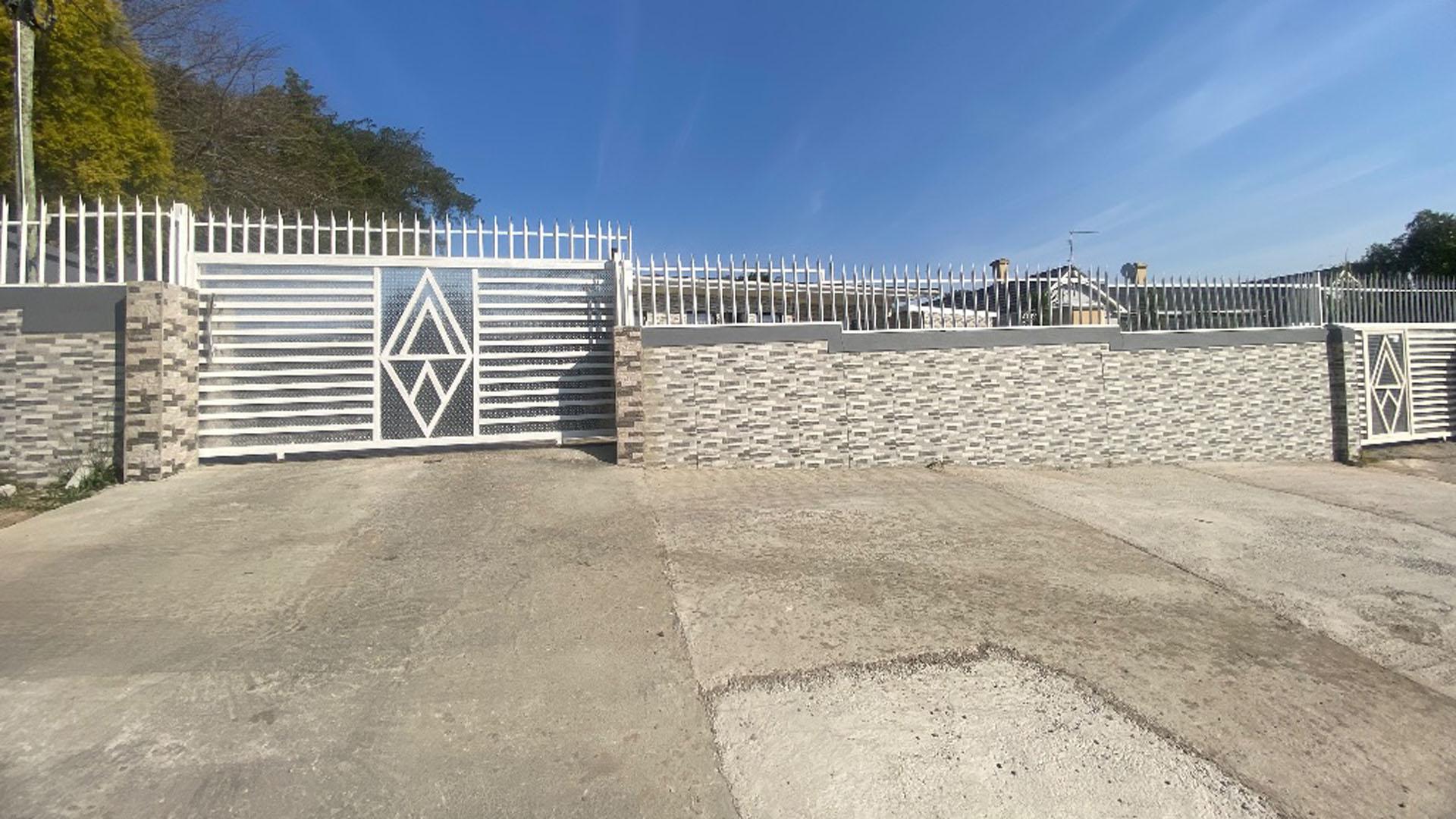 Front View of property in King Williams Town (Qonce)
