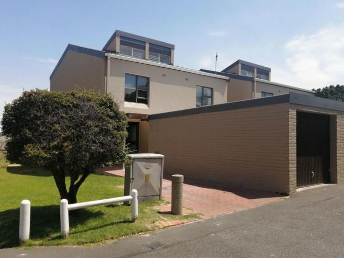 2 Bedroom Sectional Title to Rent in La Rochelle - CPT - Property to rent - MR691207