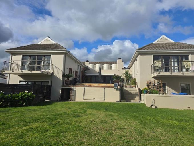 3 Bedroom House for Sale For Sale in Kuils River - MR691209
