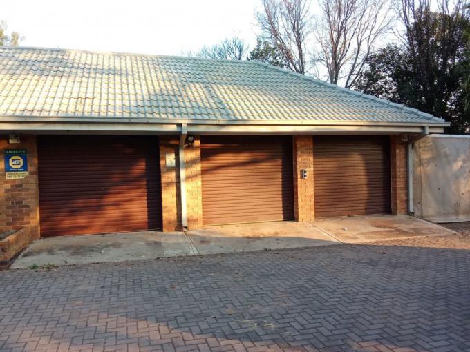4 Bedroom House for Sale For Sale in Vereeniging - MR691237