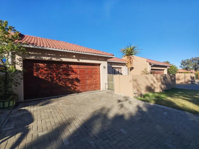 3 Bedroom House for Sale For Sale in Waterval East - MR691239
