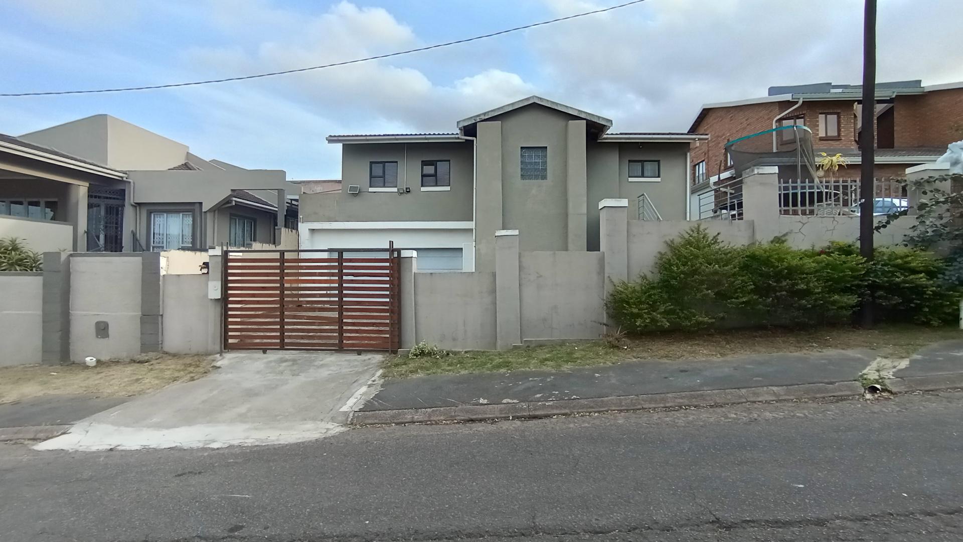 Front View of property in Chatsworth - KZN
