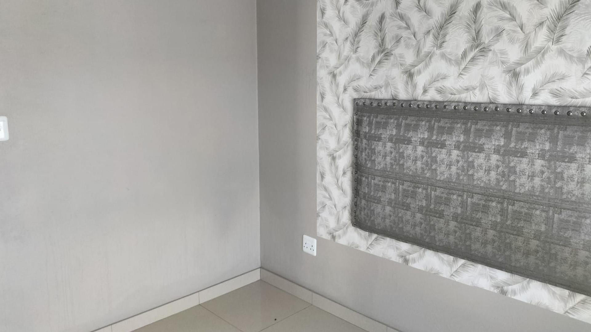 Bed Room 1 of property in Stonehenge