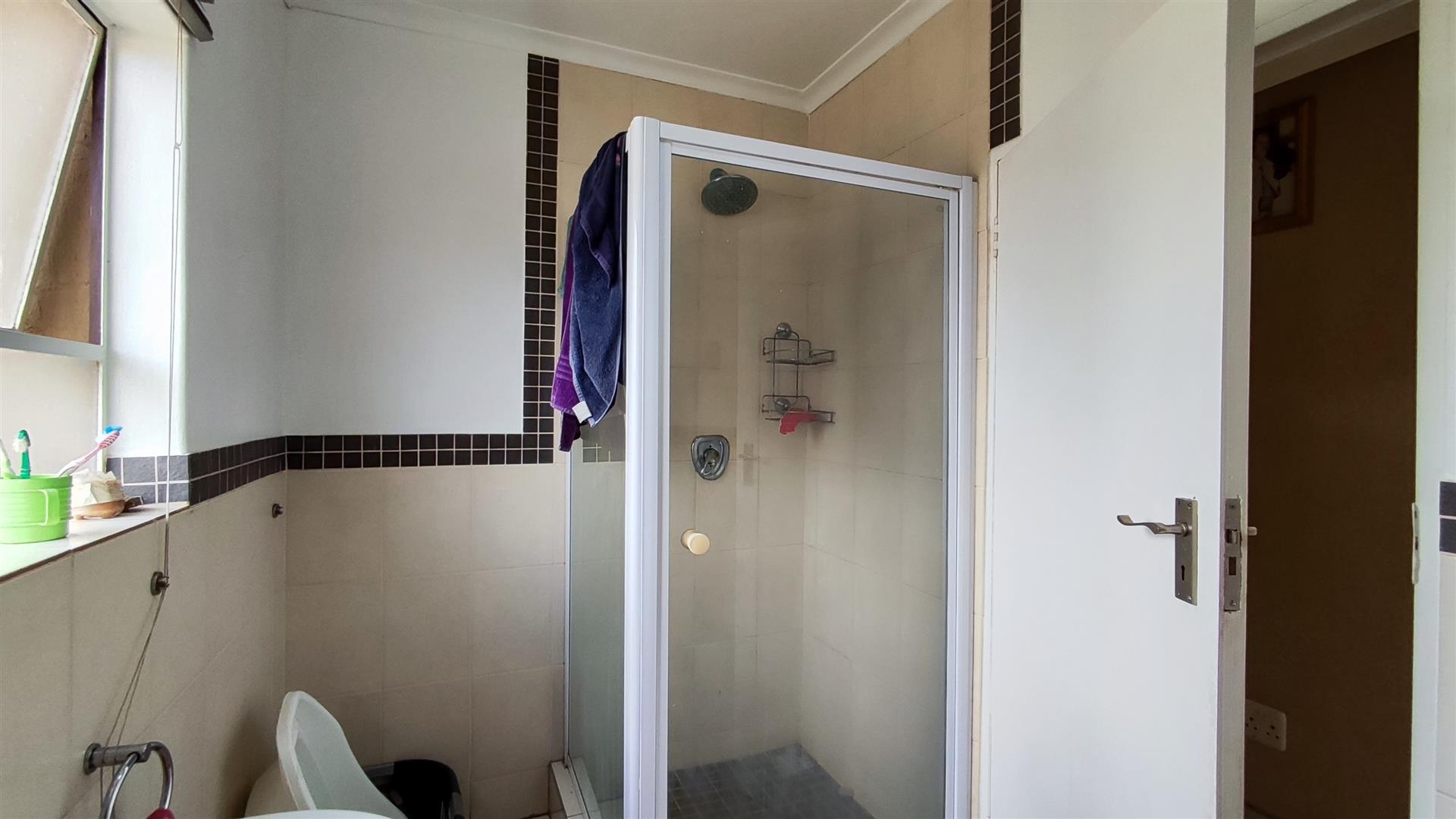 Bathroom 1 - 4 square meters of property in Meyerton