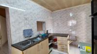 Kitchen - 13 square meters of property in Bakerton