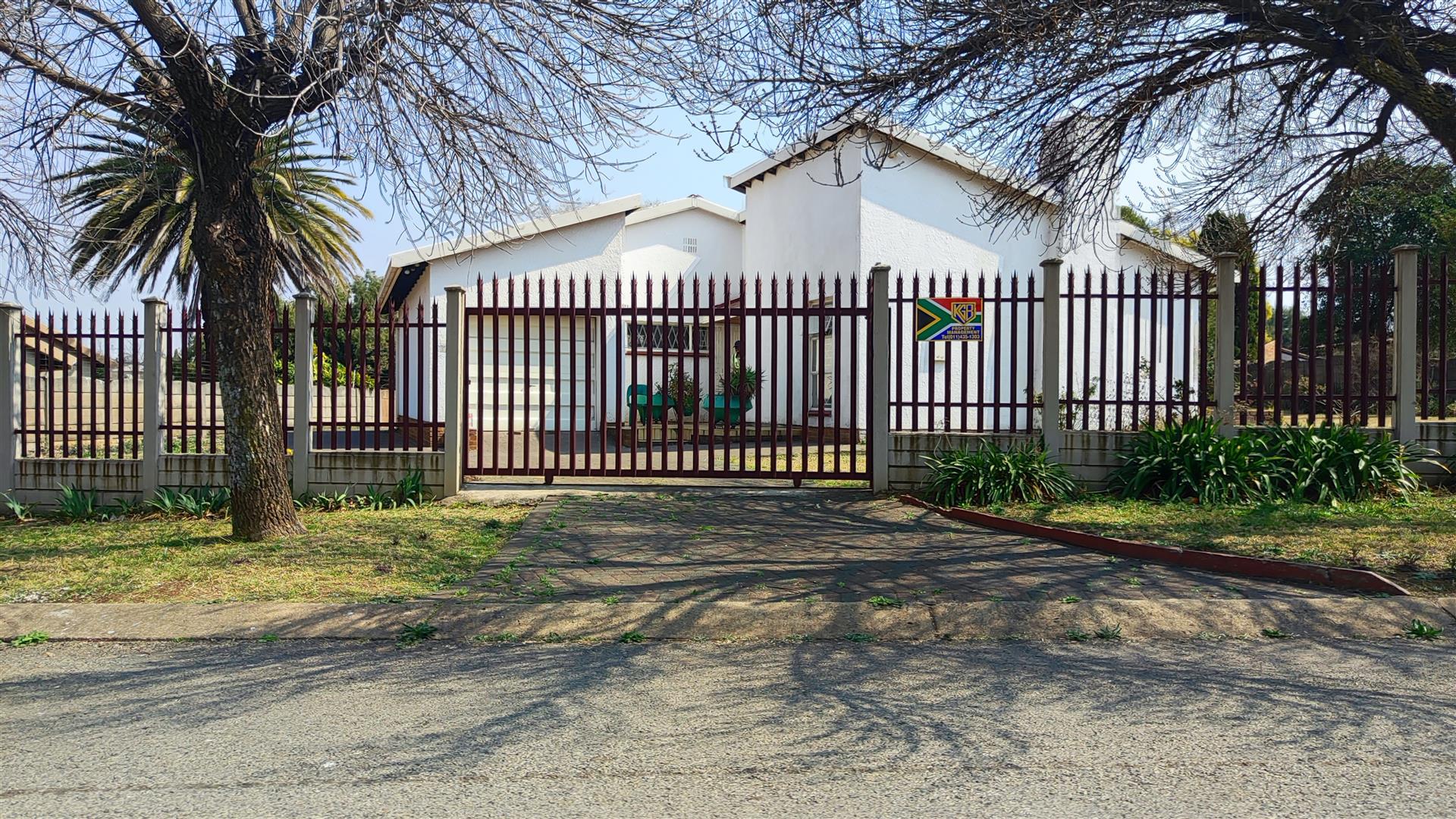 Front View of property in Sharon Park