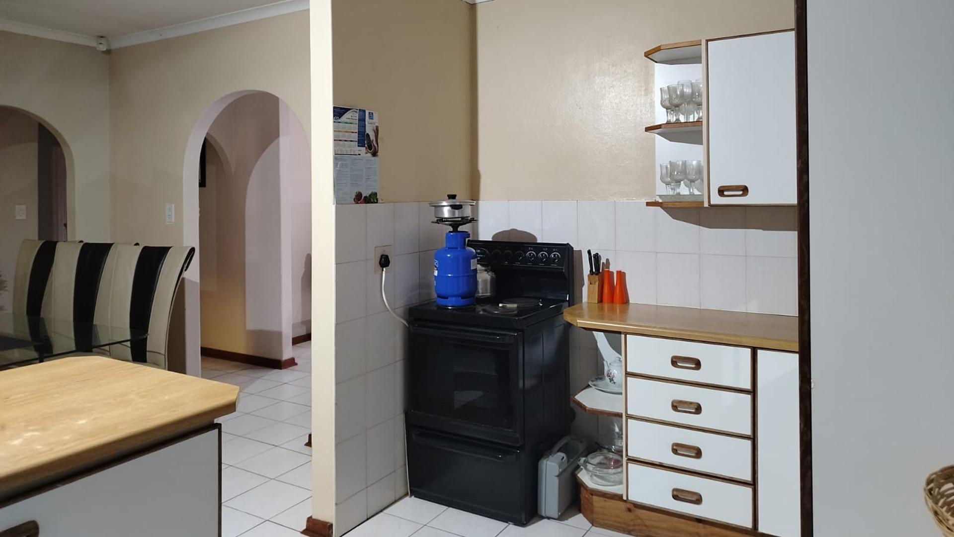 Kitchen of property in Empangeni