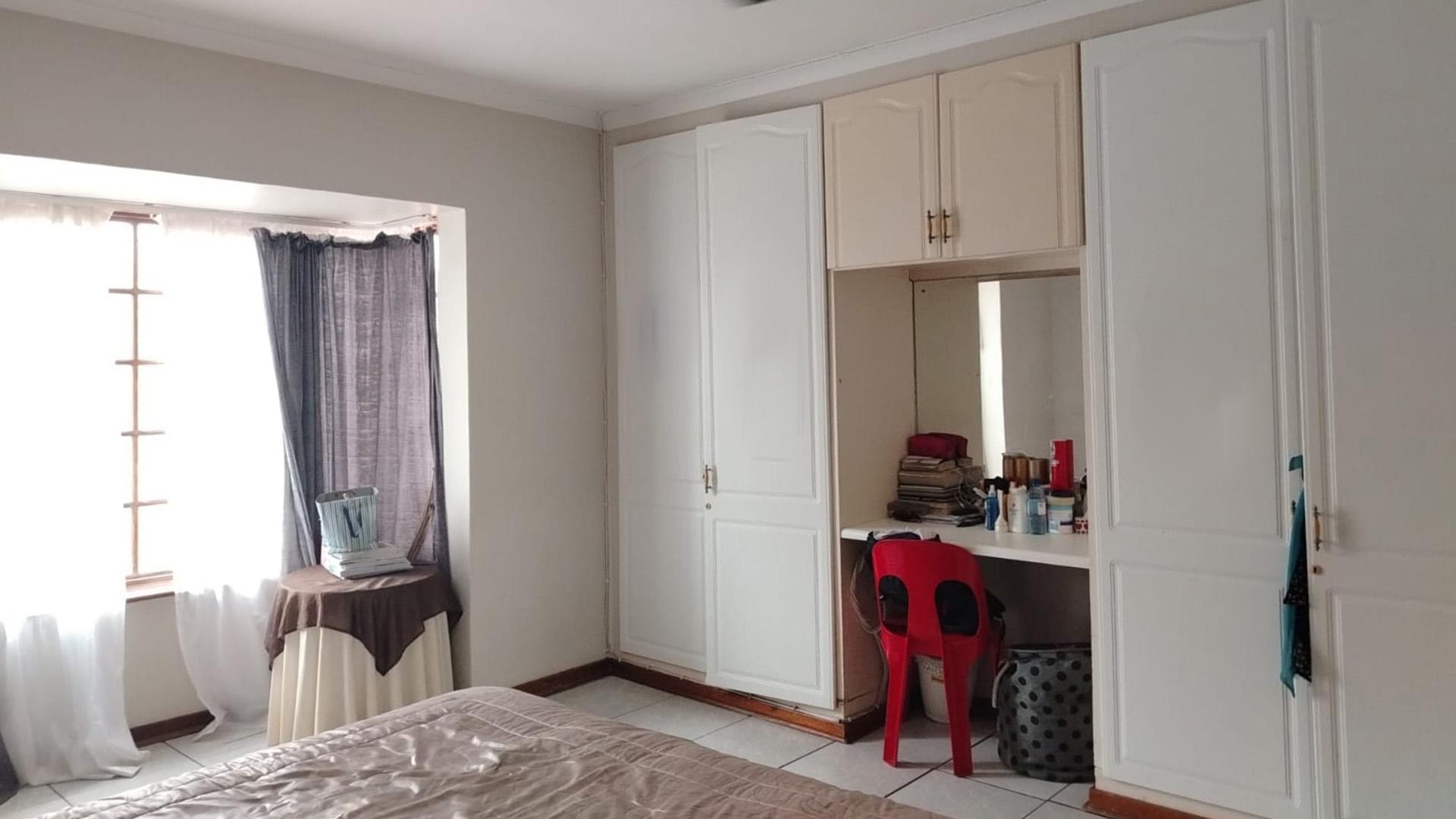 Bed Room 2 of property in Empangeni