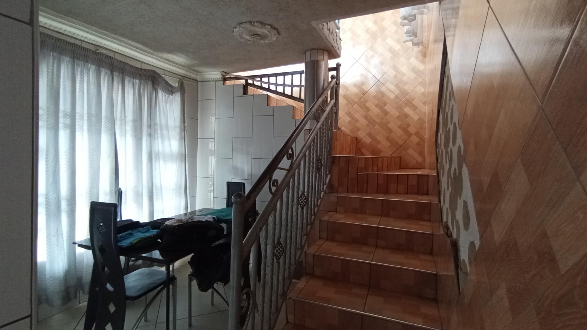 Dining Room - 12 square meters of property in Danville