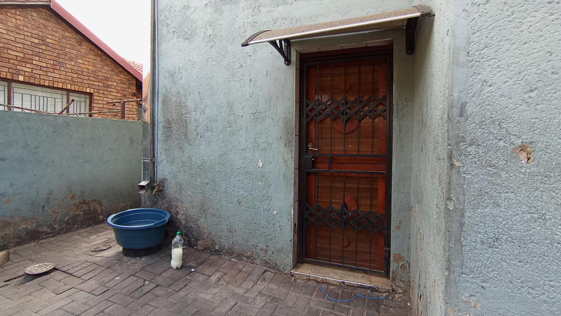 Backyard of property in Danville