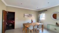 Dining Room - 21 square meters of property in Raceview