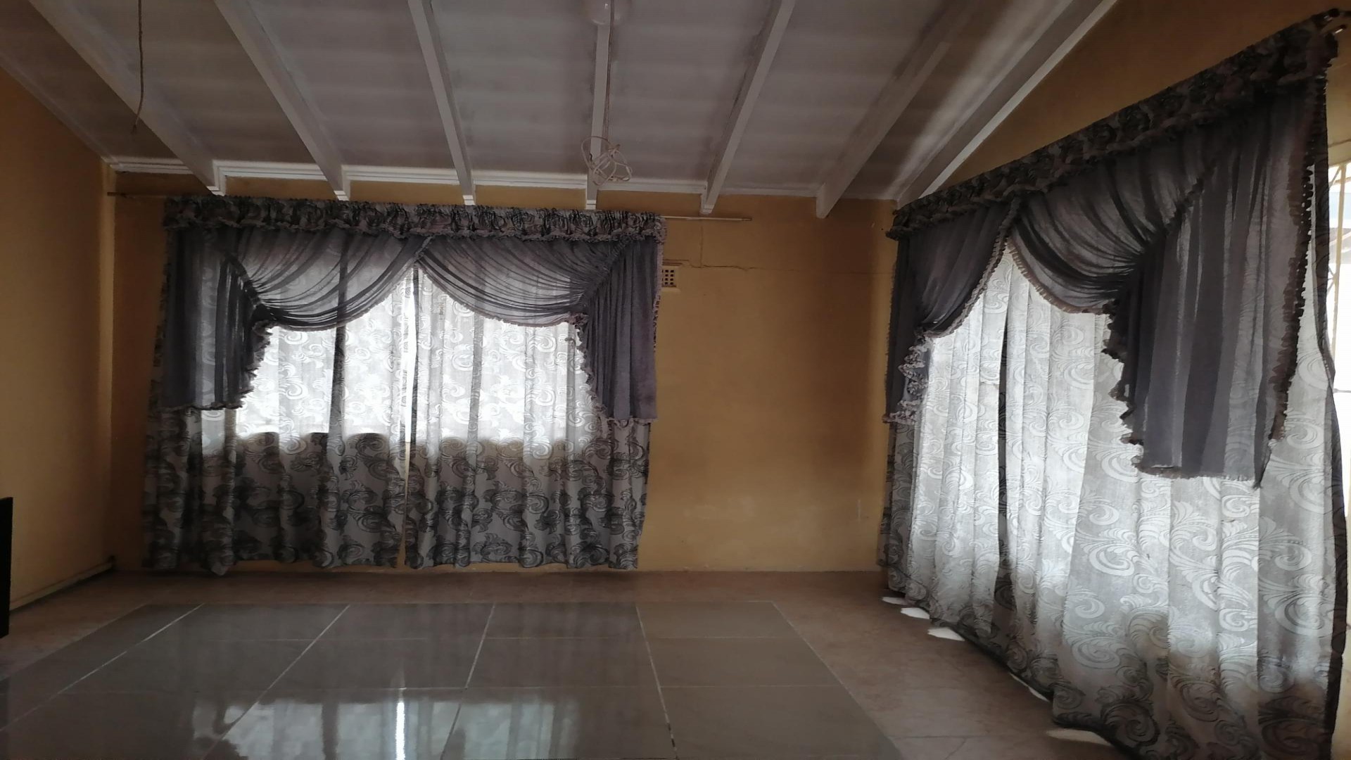 Lounges of property in Chatsworth - KZN