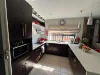  of property in Bendor