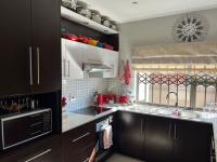 of property in Bendor