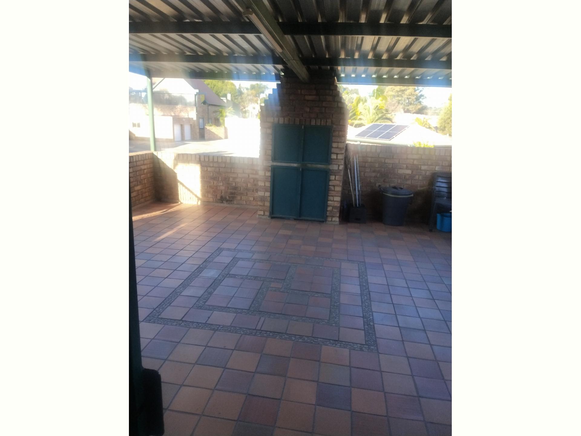 of property in Lyttelton Manor