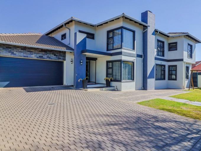 7 Bedroom House for Sale For Sale in Risidale - MR691386