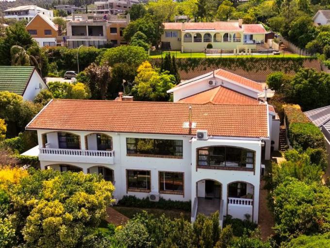 Guest House for Sale For Sale in Somerset West - MR691506
