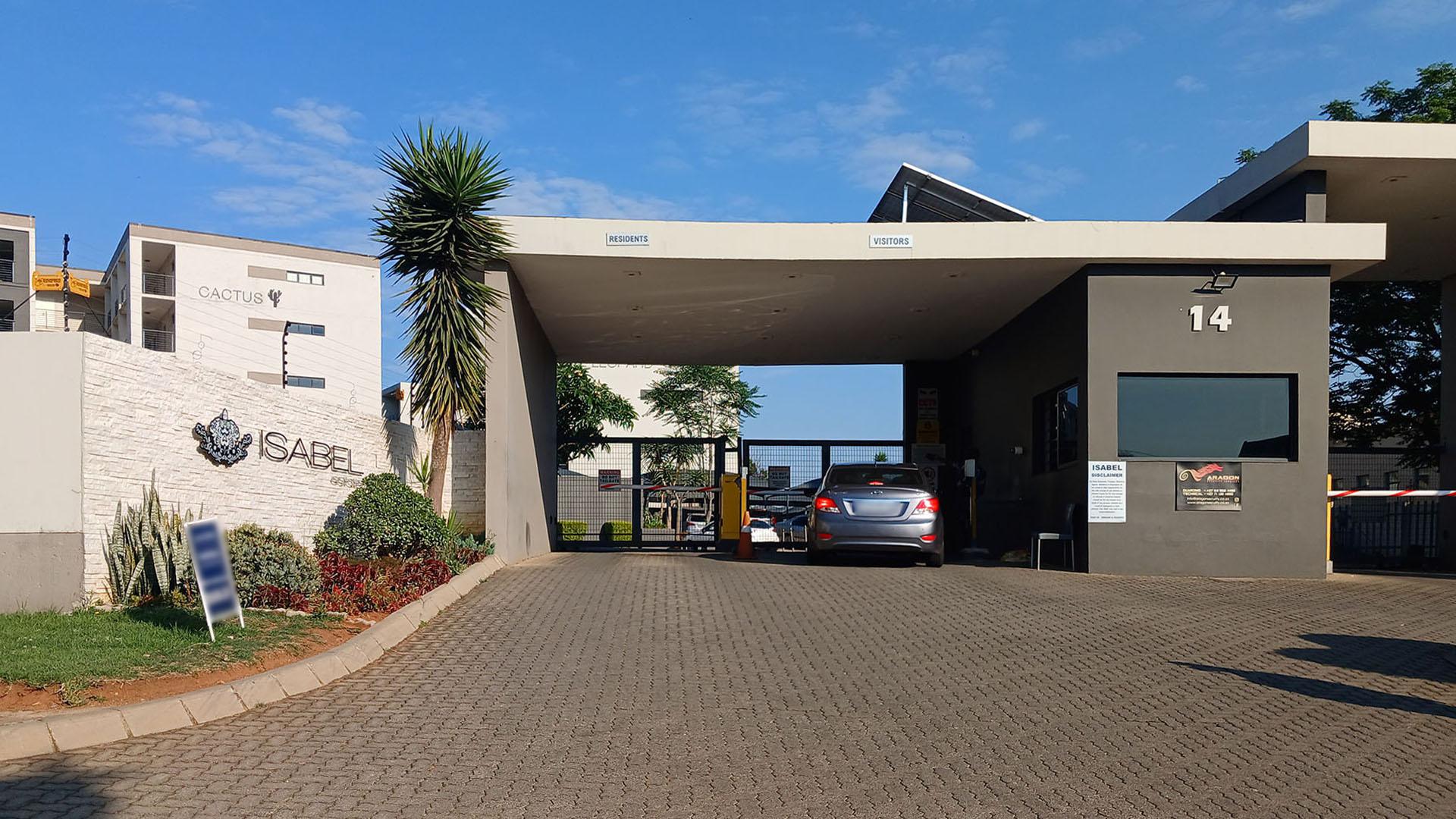 Front View of property in North Riding