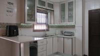 Kitchen - 9 square meters of property in Roodekop