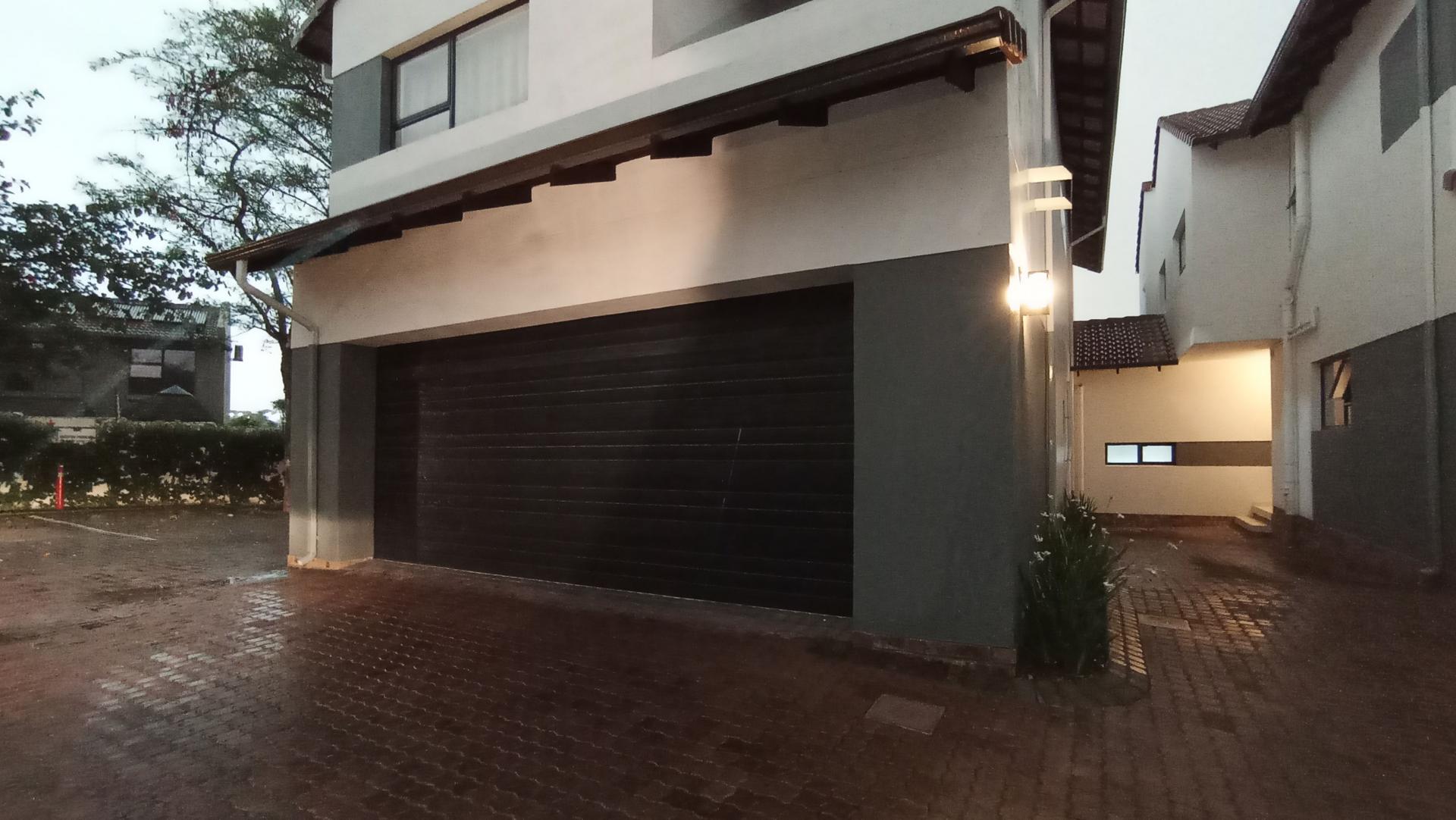 Front View of property in Noordhang