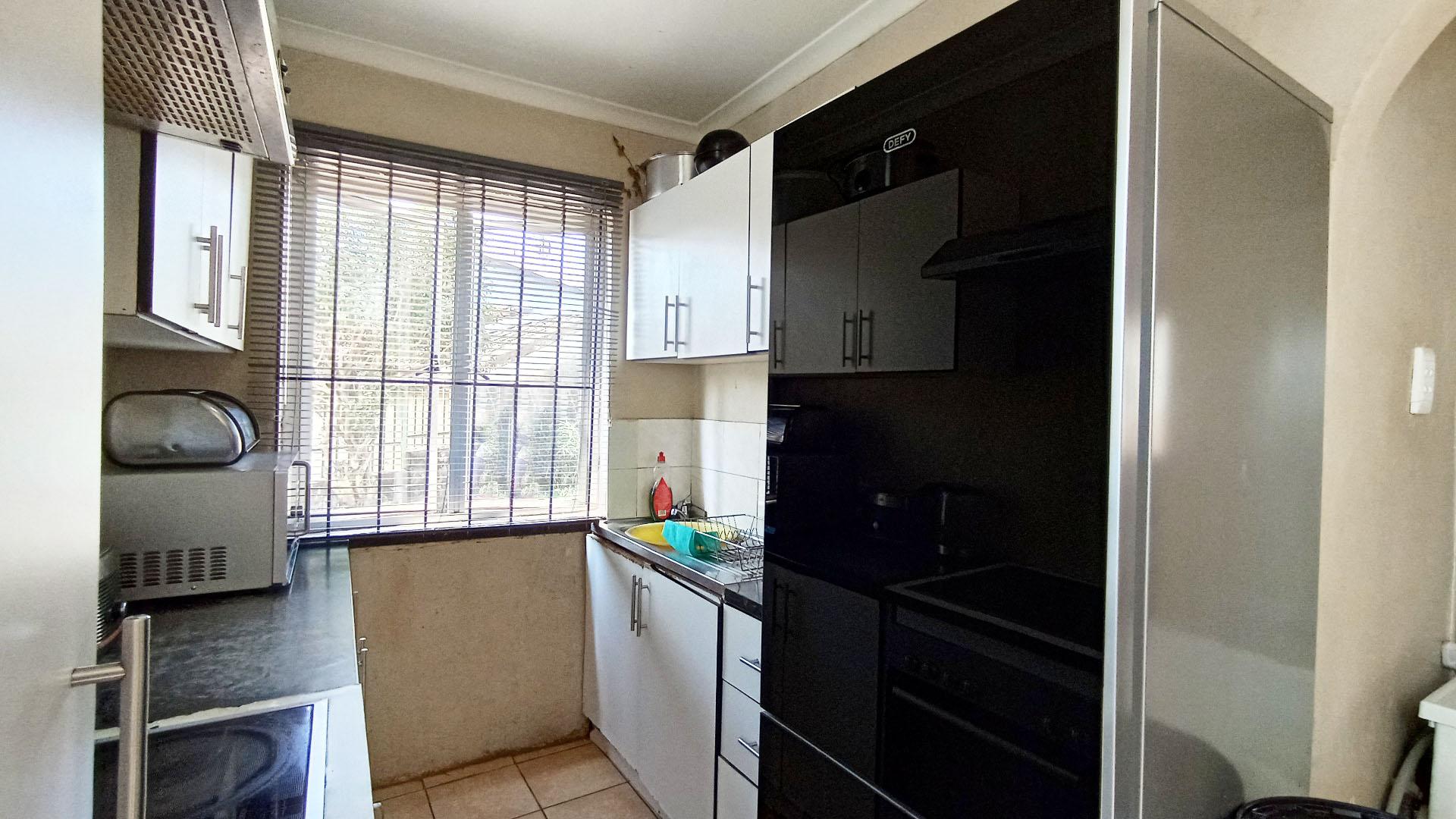 Kitchen - 7 square meters of property in Bonela