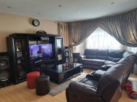  of property in Universitas