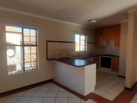  of property in Die Hoewes