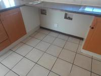  of property in Die Hoewes