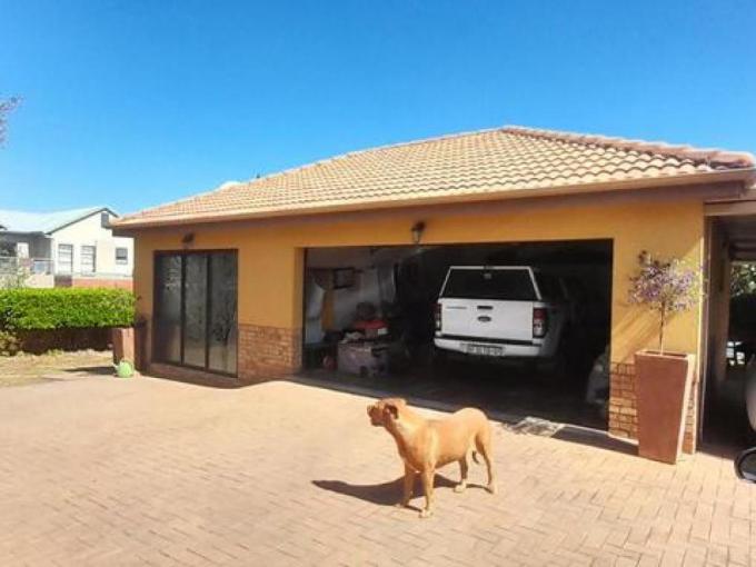3 Bedroom House to Rent in Amberfield - Property to rent - MR691587