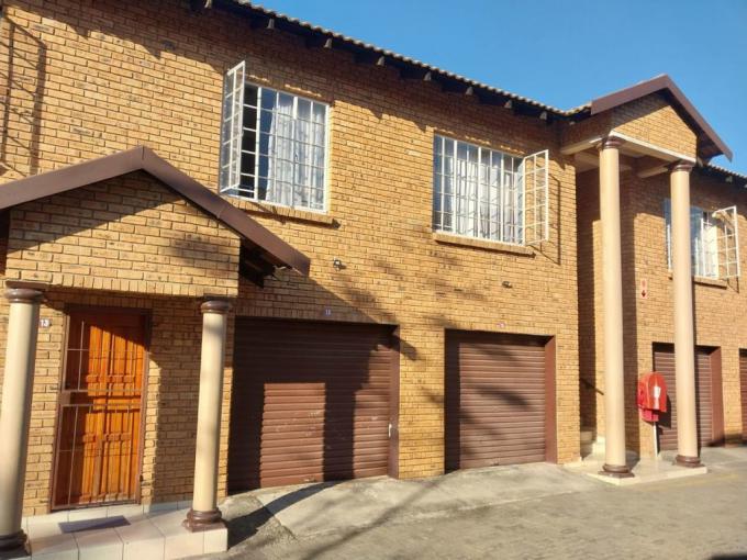 3 Bedroom Apartment for Sale For Sale in Rustenburg - MR691591