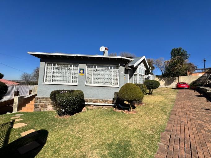 2 Bedroom House for Sale For Sale in Kensington - JHB - MR691614