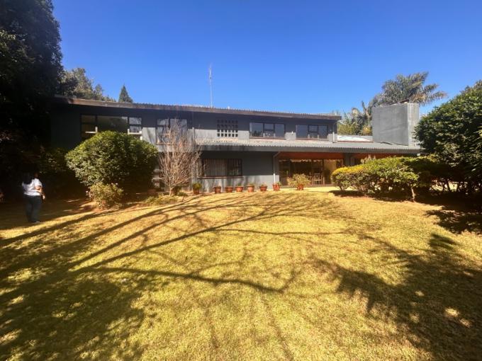4 Bedroom House for Sale For Sale in Houghton Estate - MR691617