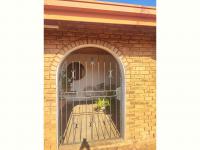  of property in Magaliesmoot AH