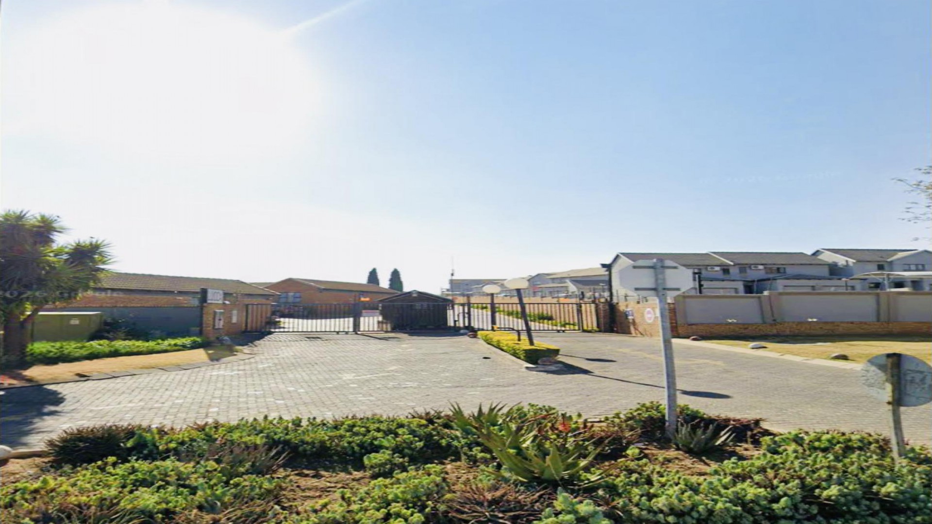 Front View of property in Halfway Gardens
