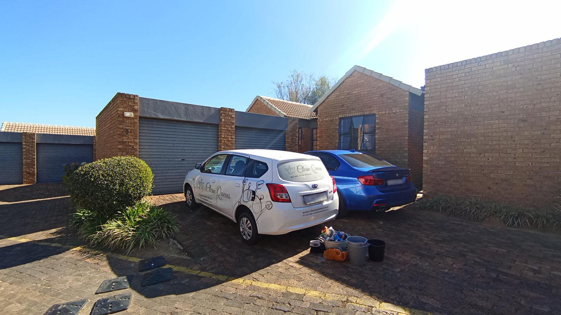 Front View of property in Halfway Gardens