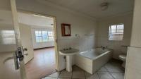Bathroom 1 of property in Halfway Gardens