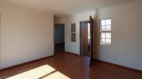 Dining Room - 13 square meters of property in Halfway Gardens