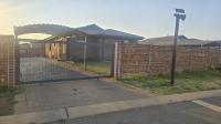 Front View of property in Lotus Gardens