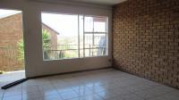 Lounges - 18 square meters of property in Rant-En-Dal