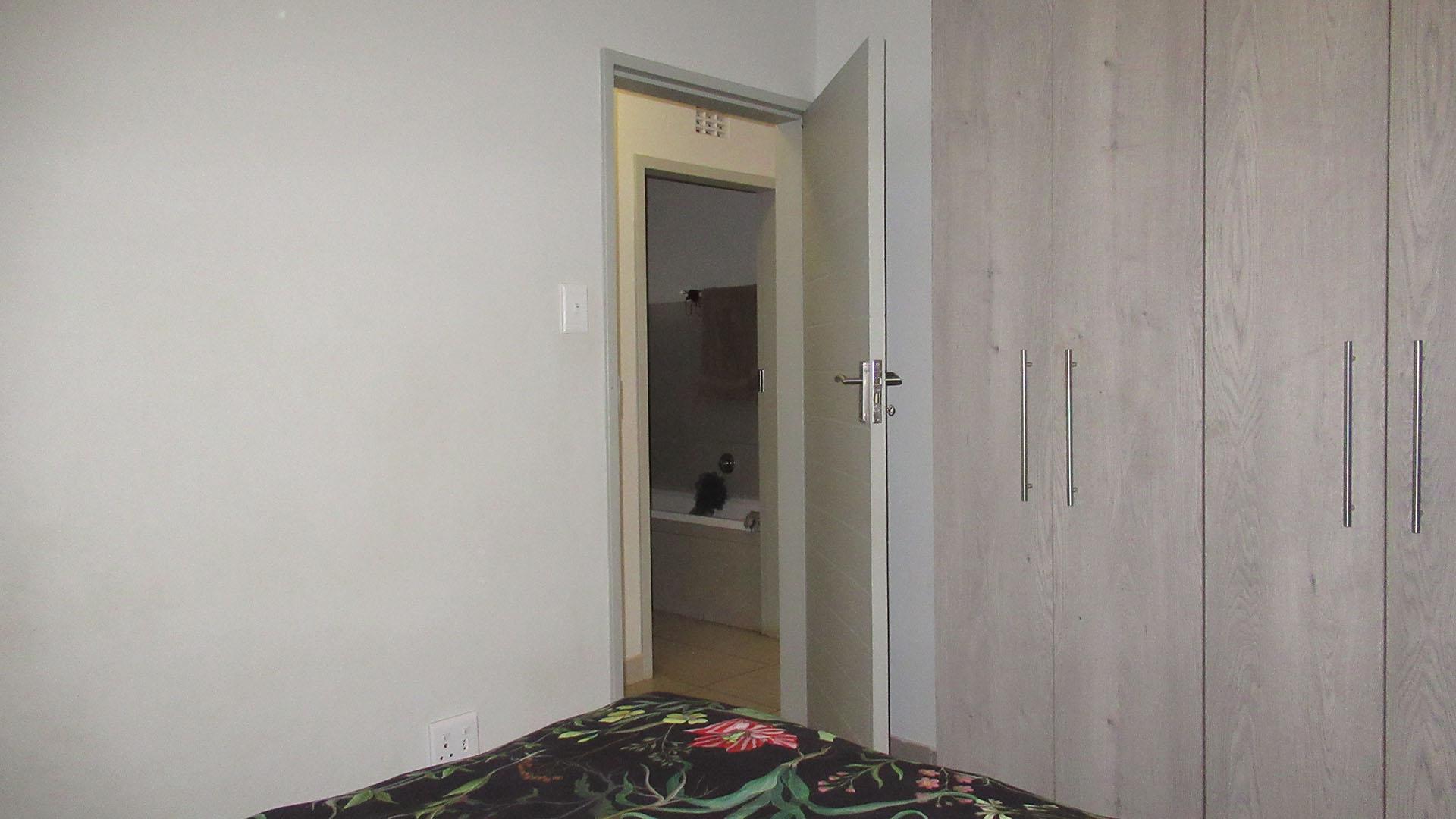 Bed Room 2 - 11 square meters of property in Protea Glen