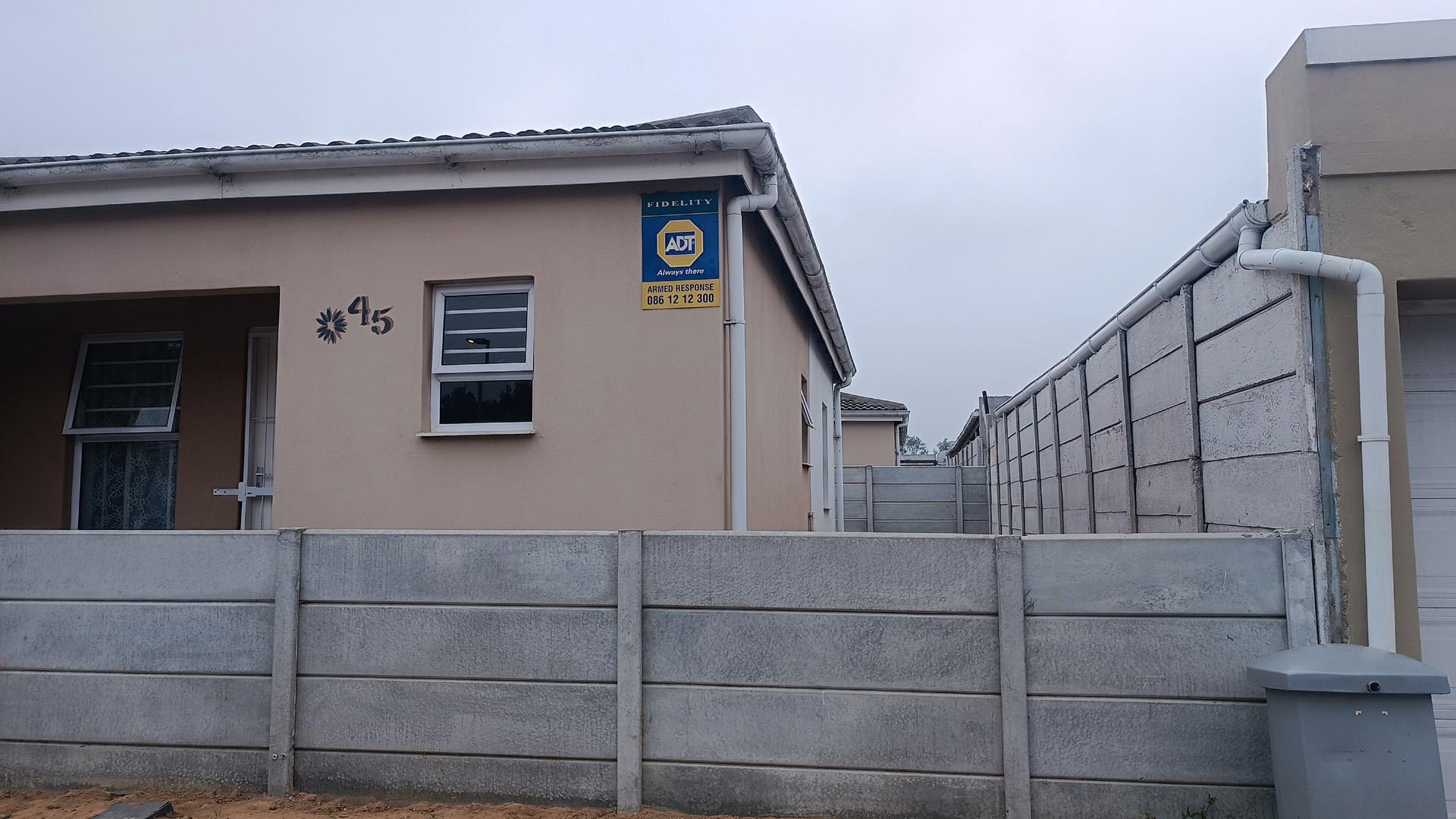 Front View of property in Electric City