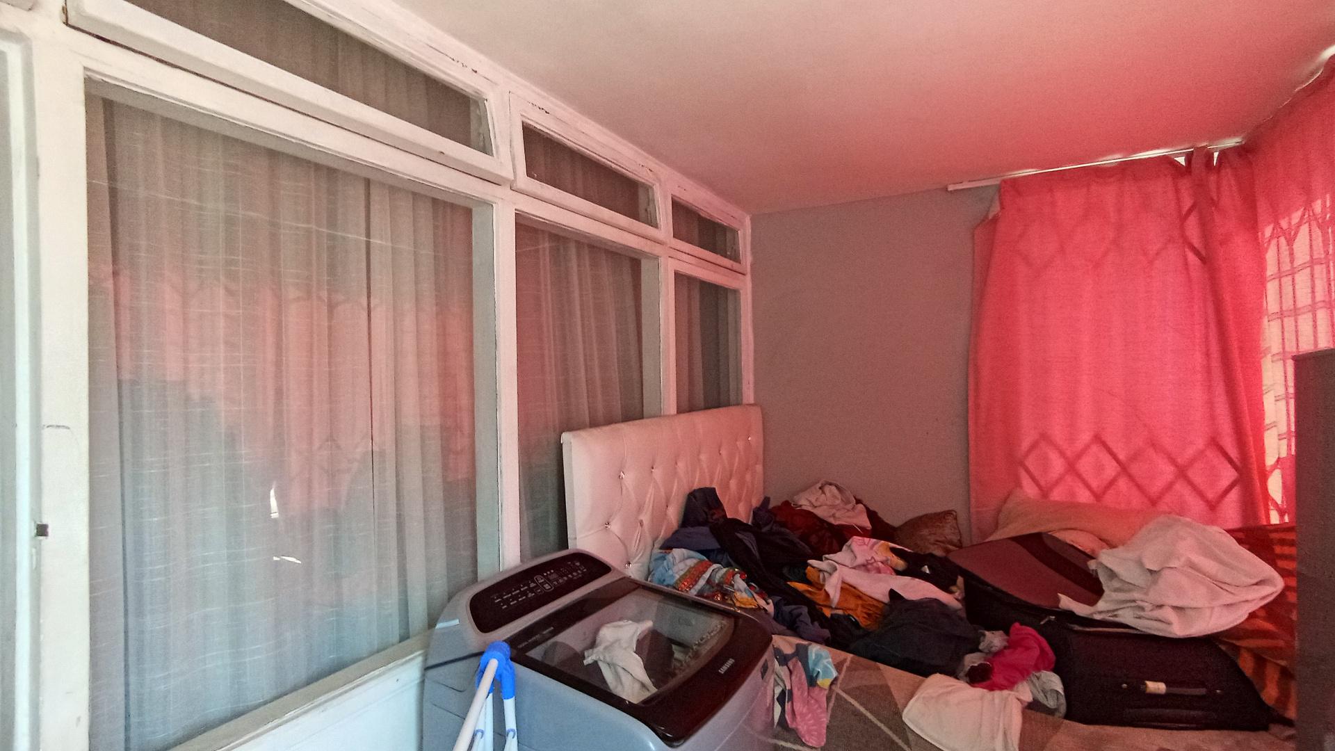 Spaces - 11 square meters of property in Musgrave