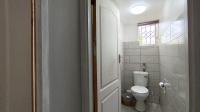 Bathroom 1 - 8 square meters of property in Musgrave